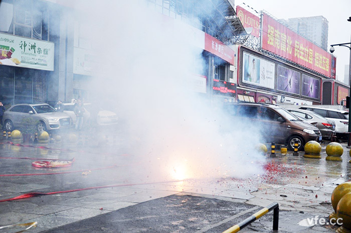 銀河電氣2017年開(kāi)工大吉