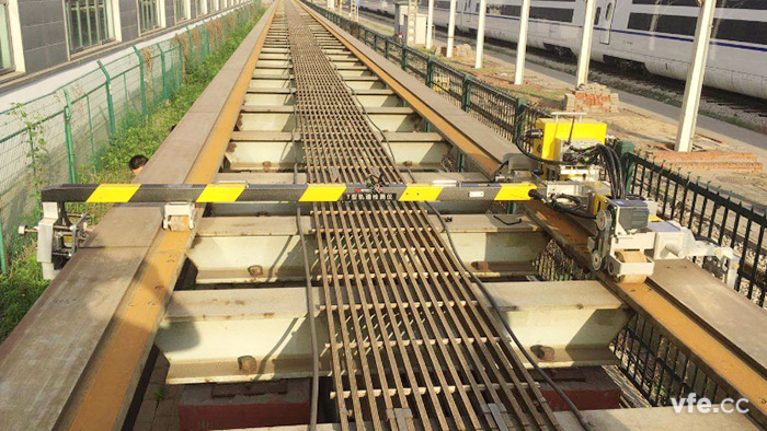 自帶動力的T型軌檢儀 自帶動力的T型軌檢儀